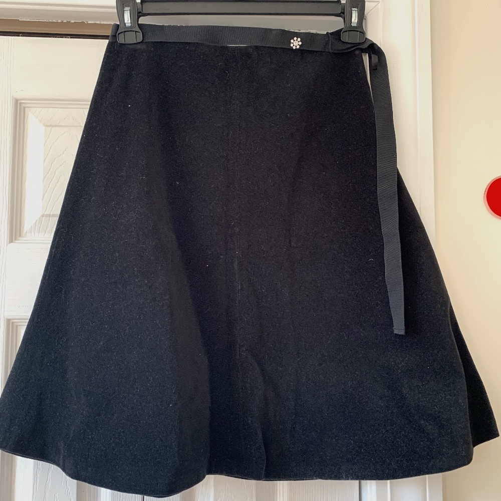 GAPstretch black velvet skirt NWT size 0 with rhinestone & ribbon belt